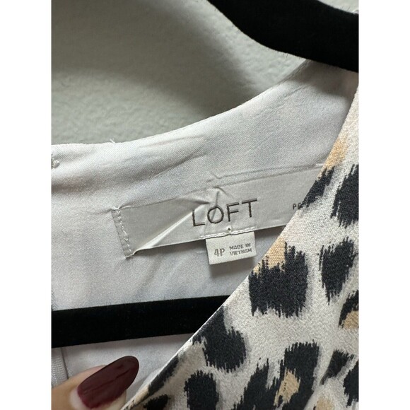 Loft Leopard Slit Midi Dress Size 4p Petite - Picture 6 of 6
